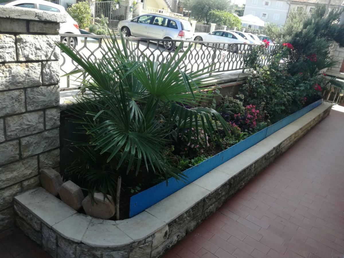 Vile Park Apartments Poreč Exteriör bild